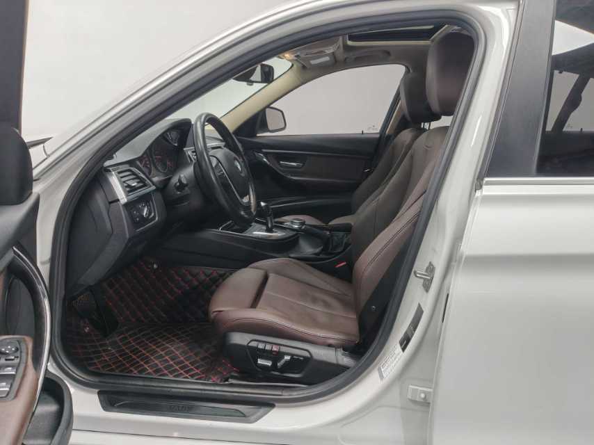 BMW 3 Series 2019 #9 BMW 3 Series 2019 car image #9