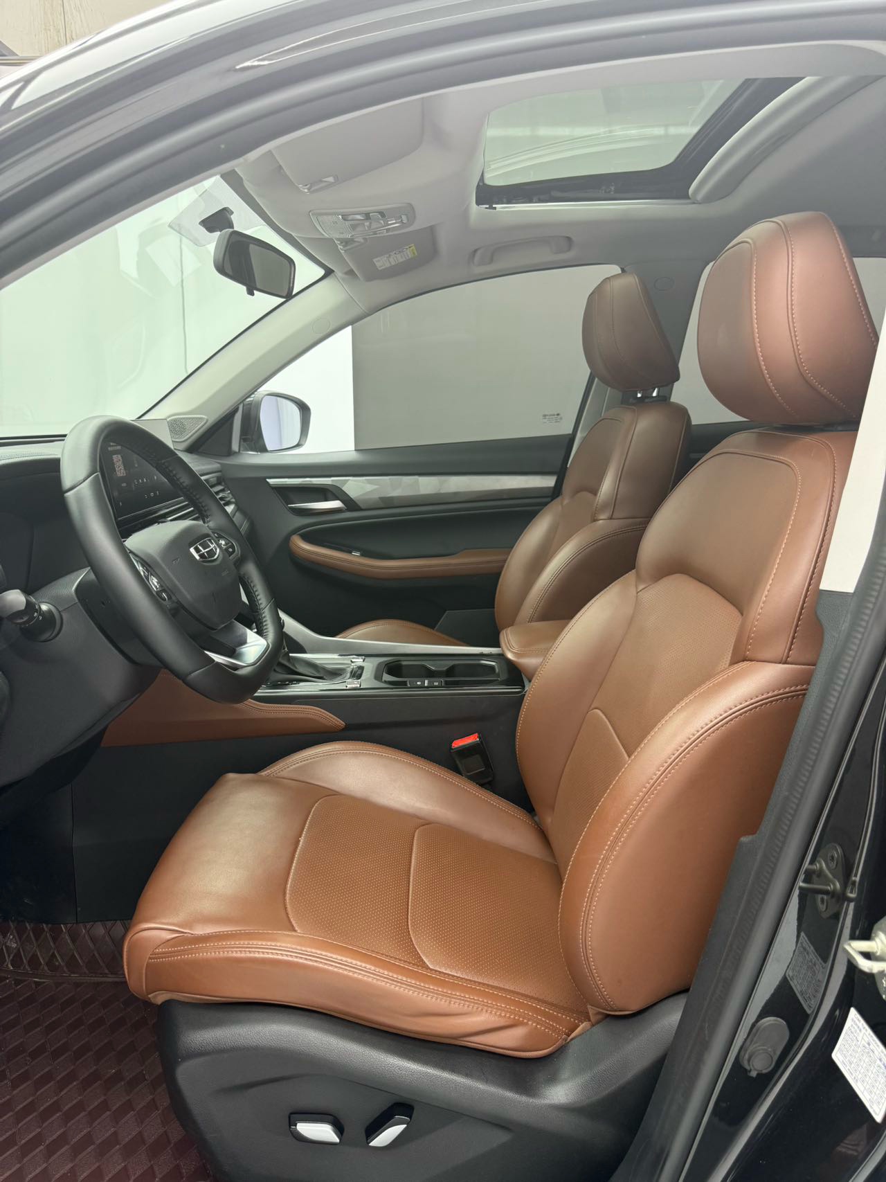 GEELY Vision X6 2022 car image #9