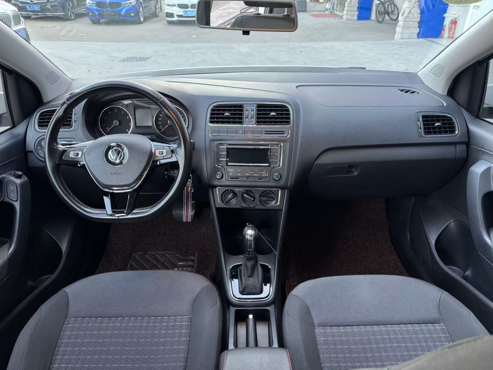 Volkswagen Polo 2016 #8 Volkswagen Polo 2016 изображение автомобиля #8