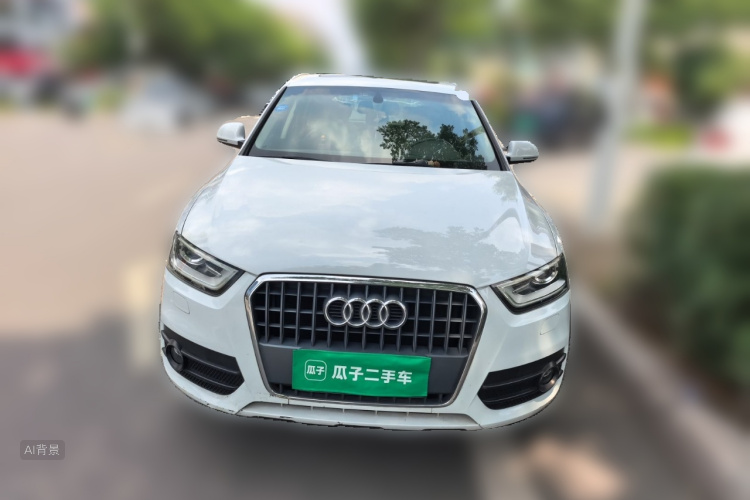 Audi Q3 2015 car image #3