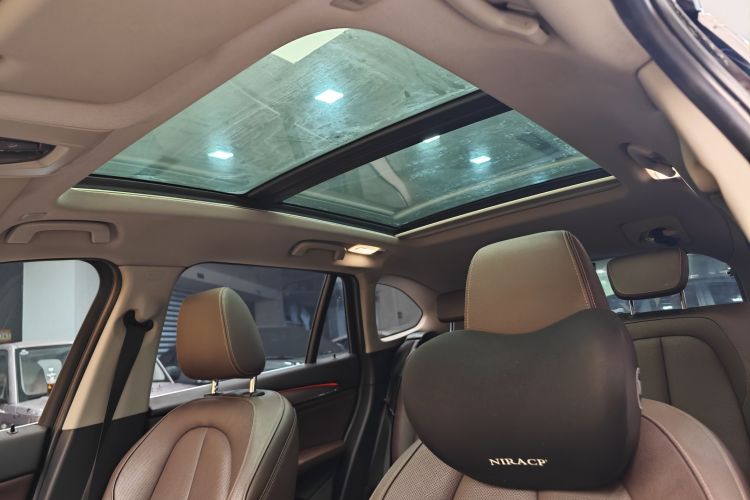 BMW X1 2018 car image #24