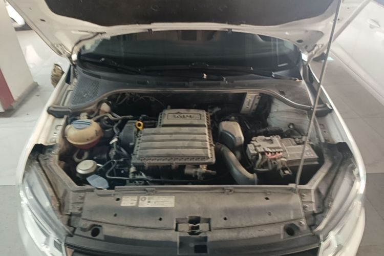 Volkswagen Santana 2019 car image #22