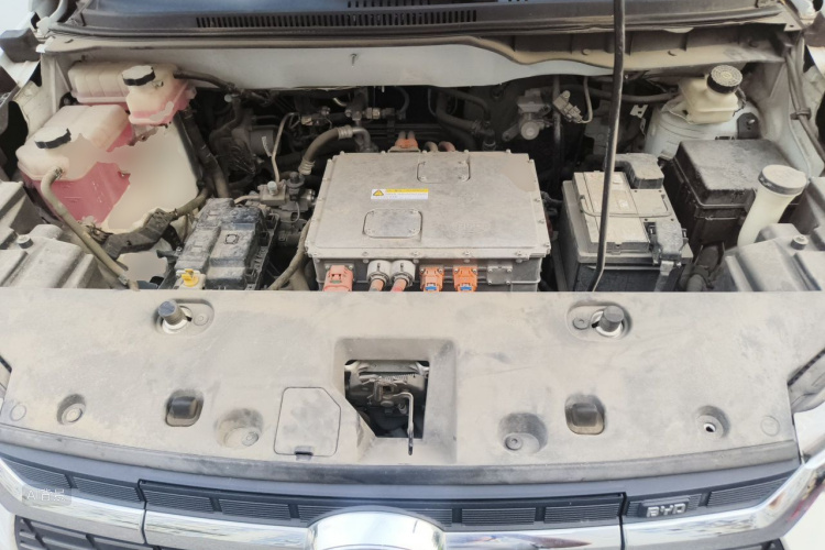 BYD Yuan New Energy 2019 #22 BYD Yuan New Energy 2019 car image #22