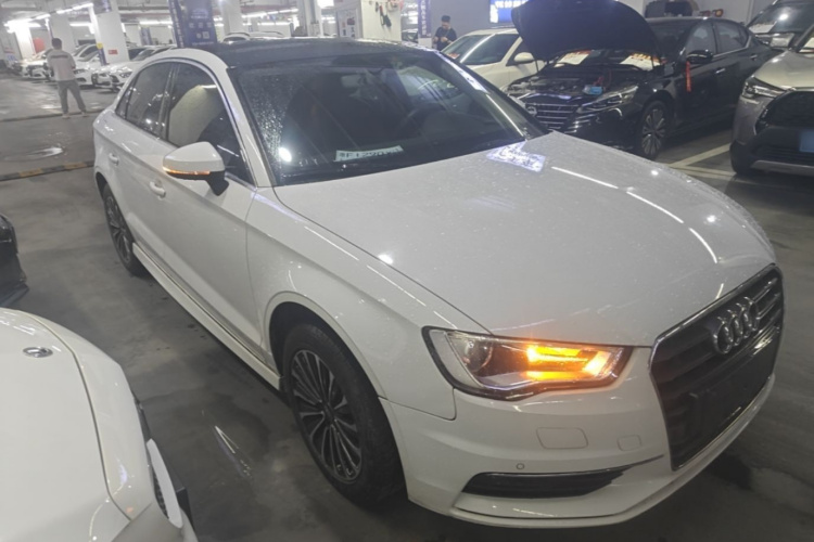 Audi A3 2016 car image #4