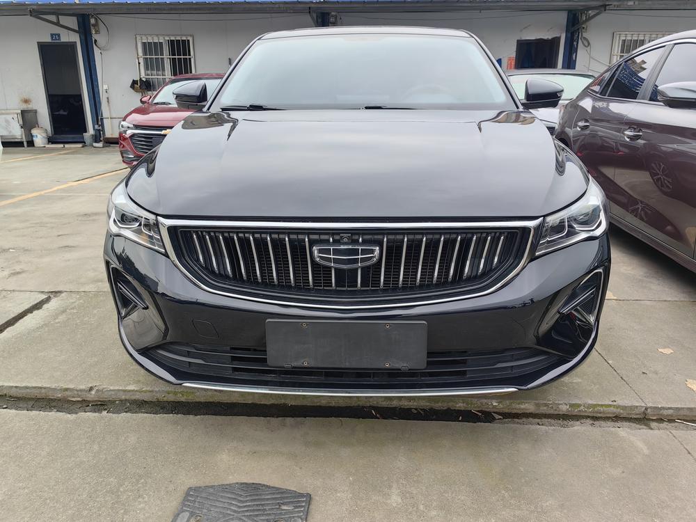 GEELY Emgrand 2022 car image #2