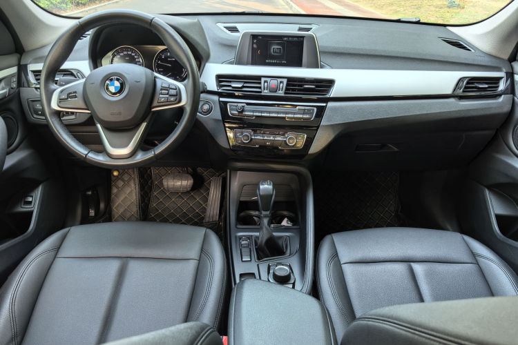 BMW X1 2019 #11 BMW X1 2019 car image #11