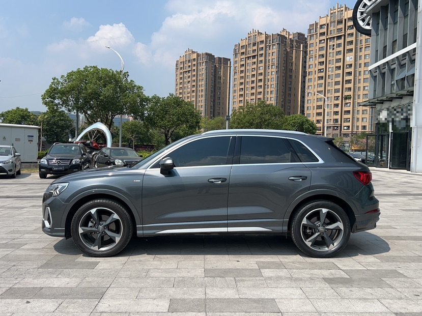 Audi Q3 2020 #4 Audi Q3 2020 car image #4