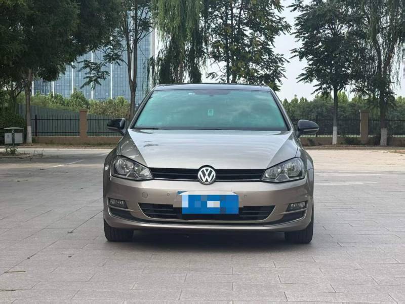 Volkswagen Golf 2017 car image 