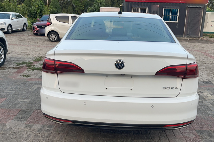 Volkswagen Bora 2021 car image #6