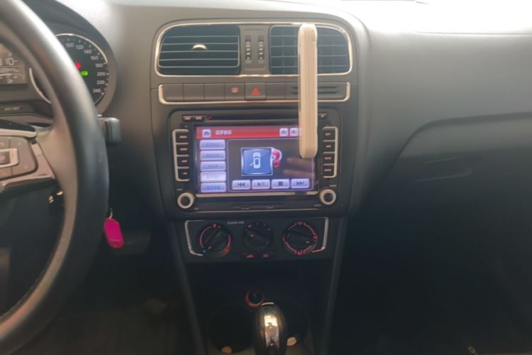 Volkswagen Polo 2017 #17 Volkswagen Polo 2017 car image #17