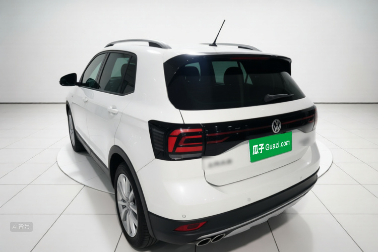 Volkswagen T-Cross 2019 car image #5
