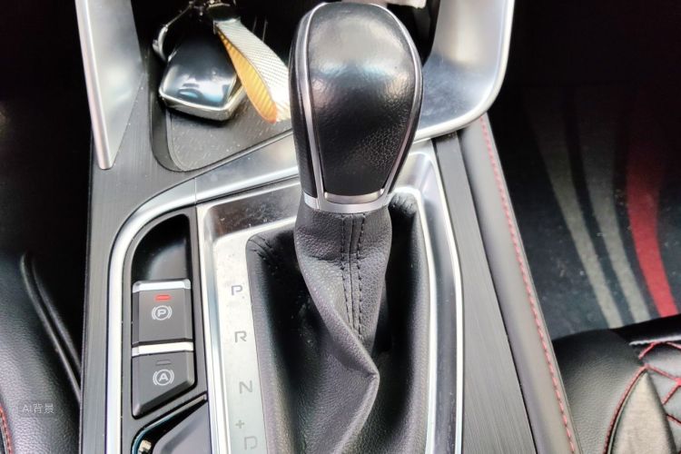 GEELY Binray 2019 car image #16