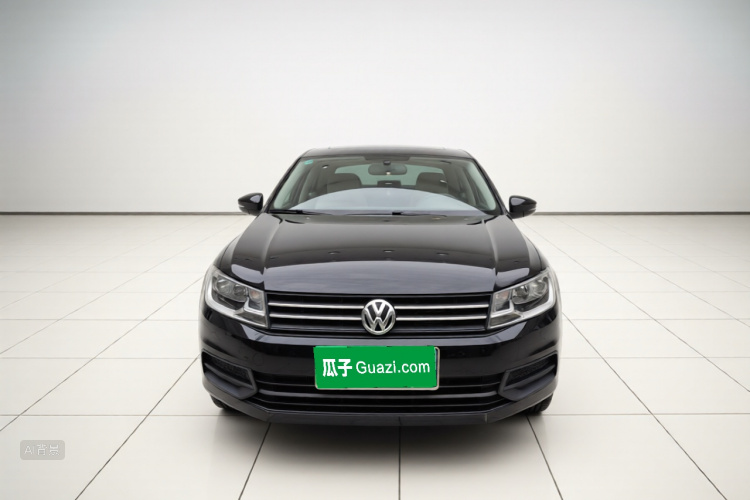 Volkswagen Santana 2017 car image #3