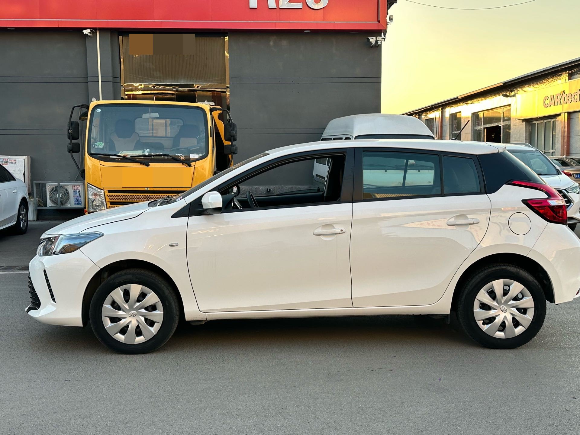 Toyota Vios FS 2017 car image #3