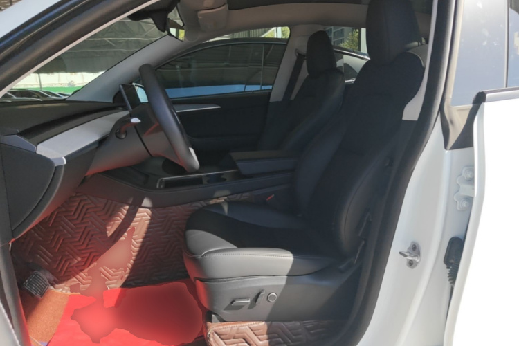 Tesla Model Y 2024 #15 Tesla Model Y 2024 image de voiture #15