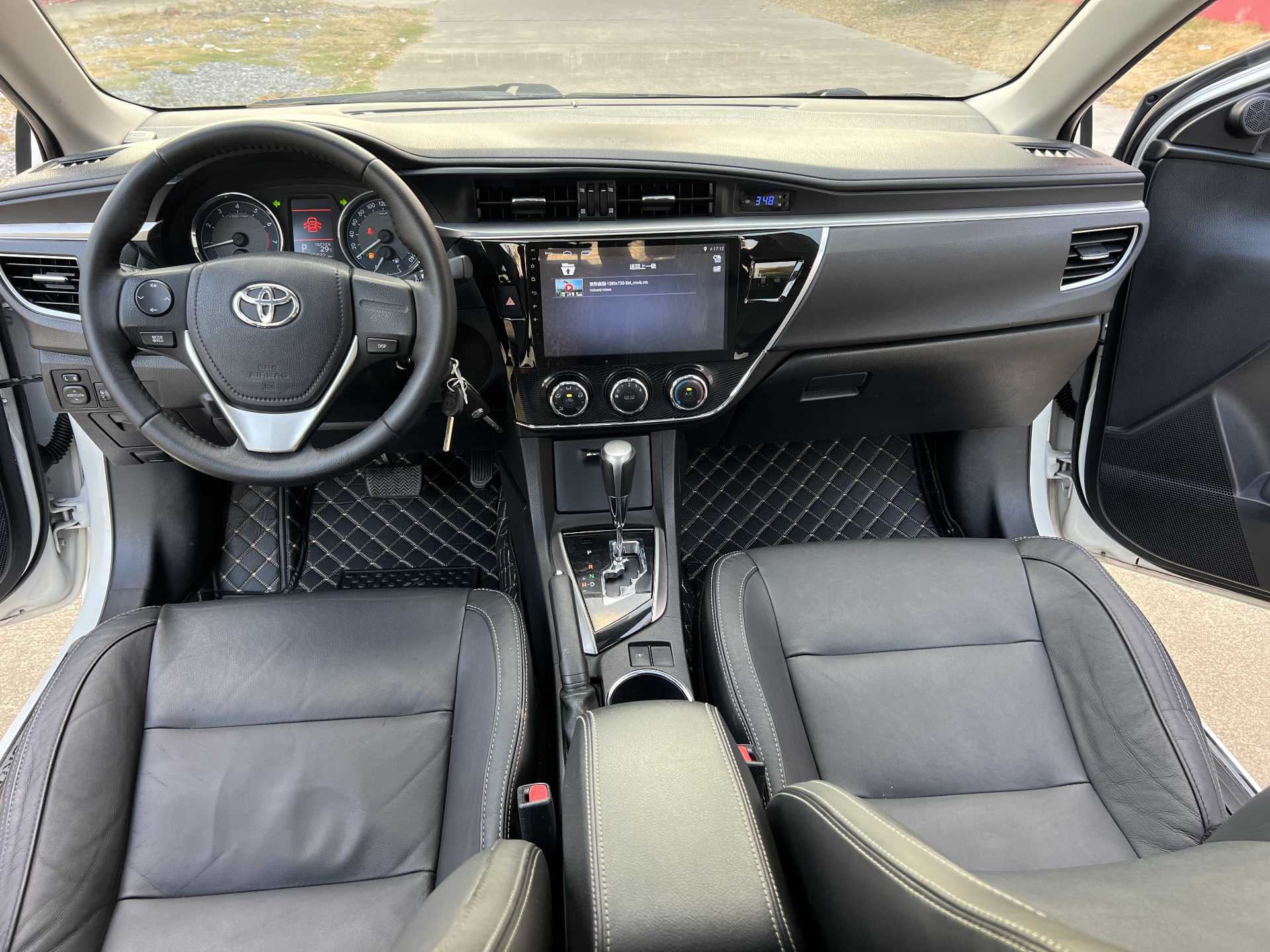 Toyota Corolla 2016 #13 Toyota Corolla 2016 car image #13