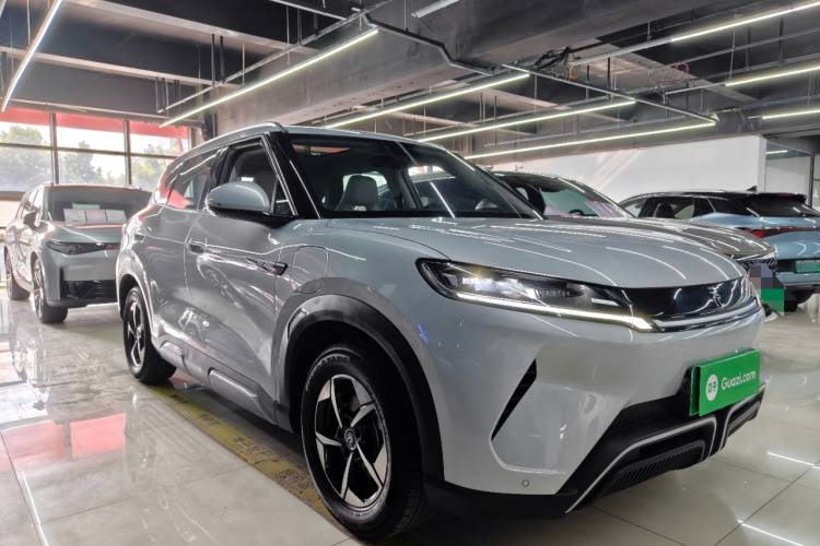 BYD YuanUP 2024 #4 BYD YuanUP 2024 car image #4