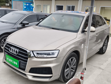 Audi Q3 2019 Audi Q3 2019 immagine di auto