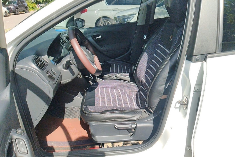 Volkswagen Polo 2018 #17 Volkswagen Polo 2018 car image #17