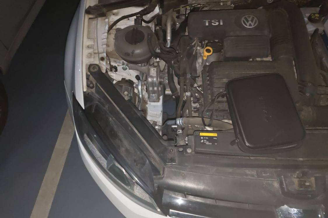 Volkswagen Golf 2016 car image #11