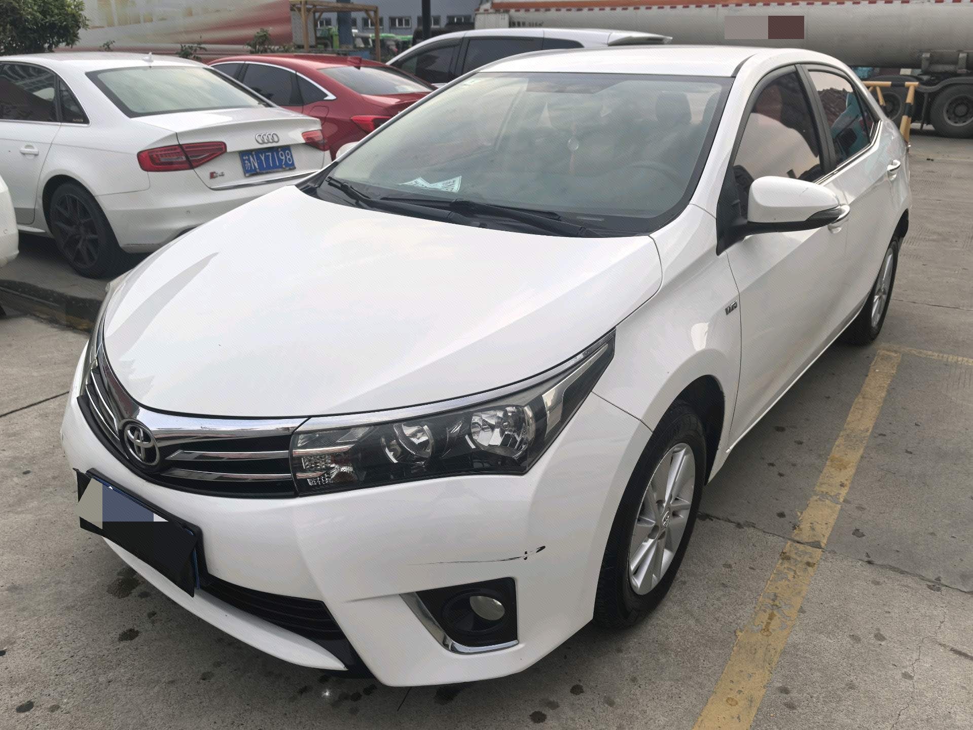 Toyota Corolla 2015 Toyota Corolla 2015 car image