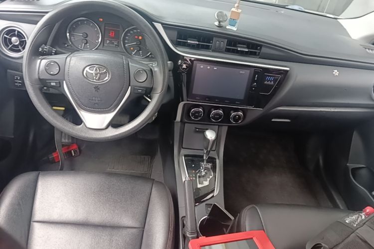 Toyota Corolla 2017 #11 Toyota Corolla 2017 car image #11