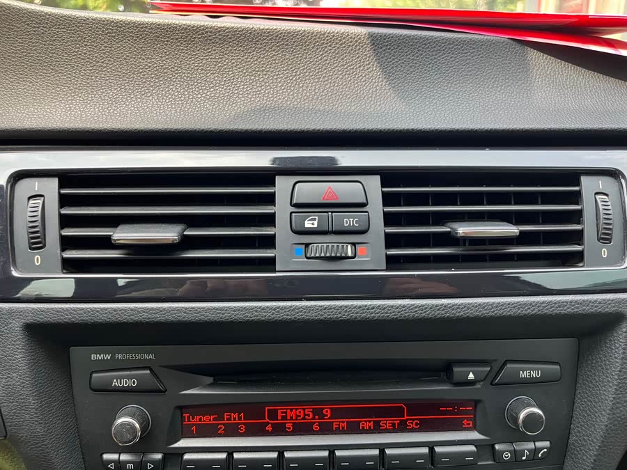 BMW 3 Series (Imported) 2009 car image #27