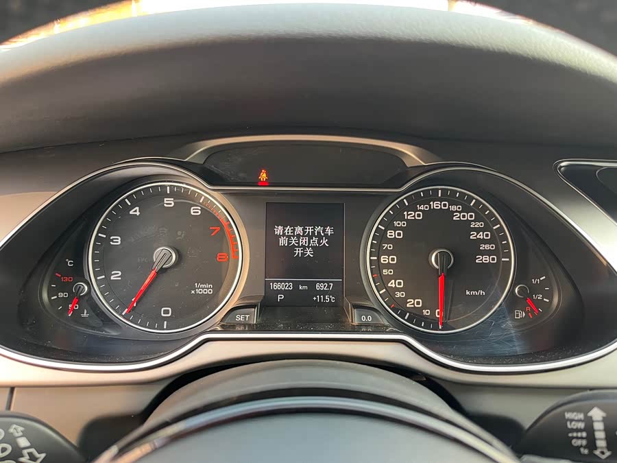 Audi A4 (Imported) 2014 car image #27