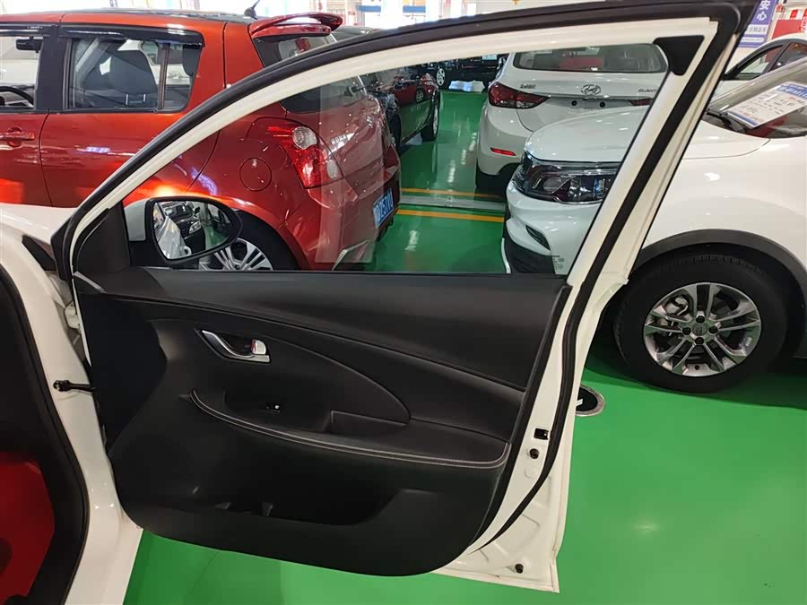 长安 悦翔 2021 汽车图片 #27