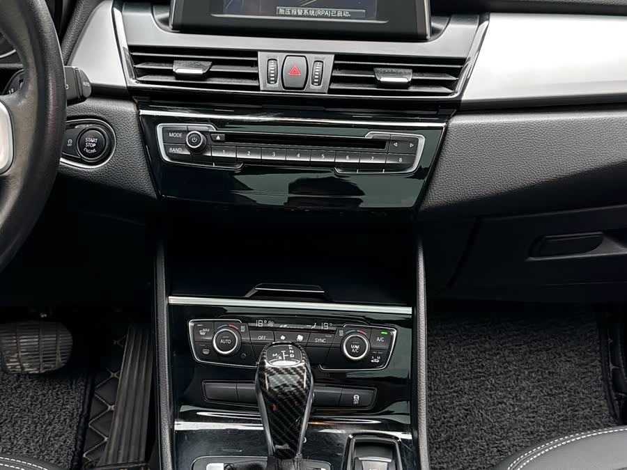 BMW 2 Series Tourer (Imported) 2015 #27 BMW 2 Series Tourer (Imported) 2015 car image #27