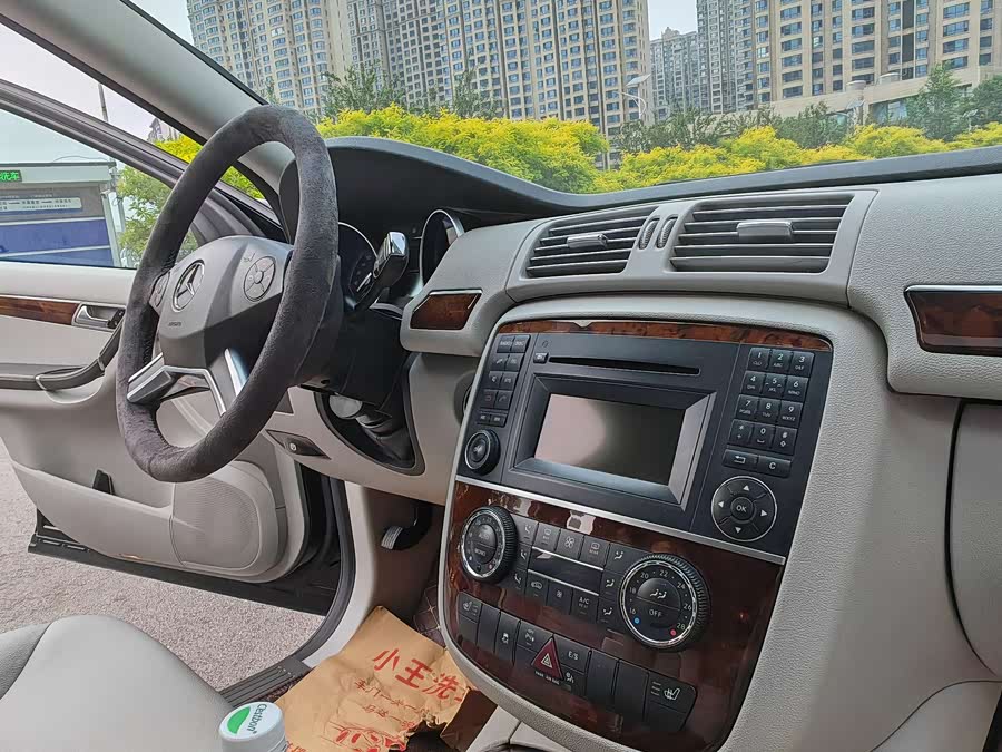 Mercedes-Benz R Class 2012 #27 Mercedes-Benz R Class 2012 car image #27