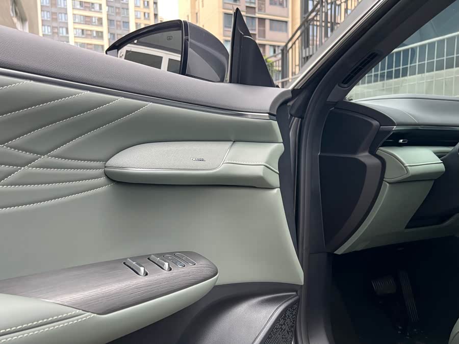 Deepal S07 2023 car image #27