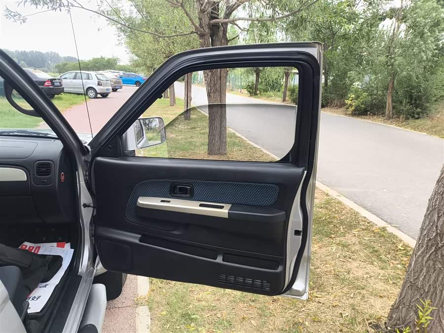 日产 日产帕拉丁 2016 汽车图片 #27