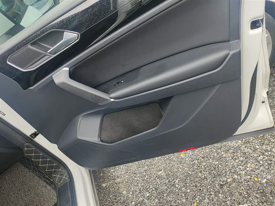 Volkswagen Tayron GTE 2021 car image #27