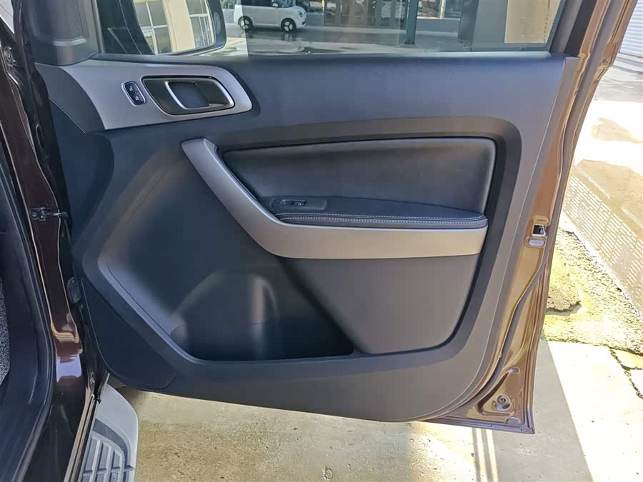 Ford Everest 2018 #27 Ford Everest 2018 car image #27