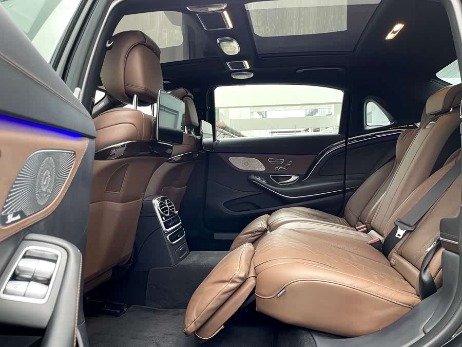 Mercedes-Benz Maybach S Class 2018 #27 Mercedes-Benz Maybach S Class 2018 image de voiture #27