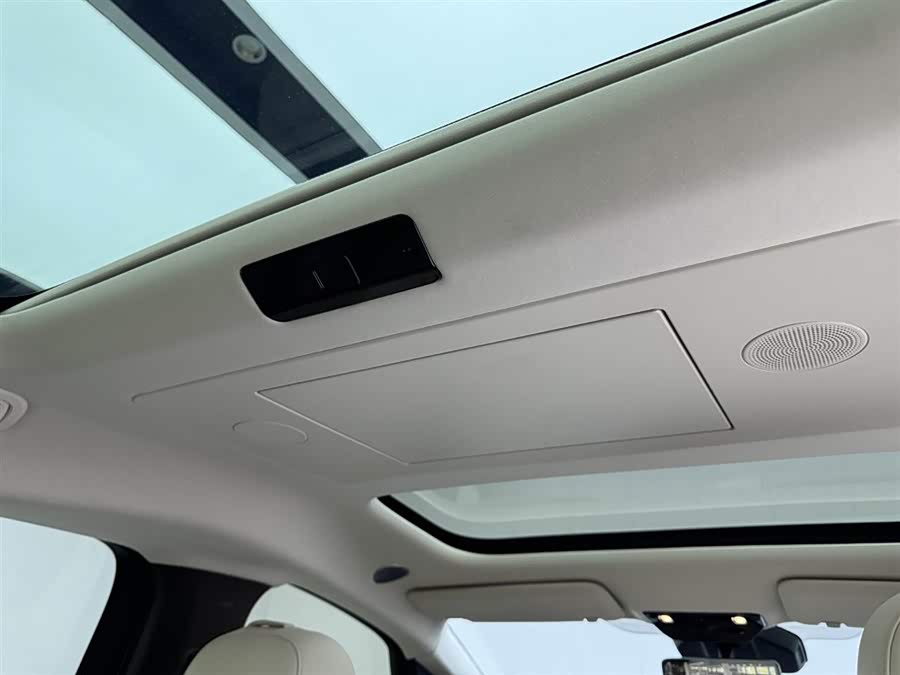 理想汽车 理想MEGA 2024 汽车图片 #27