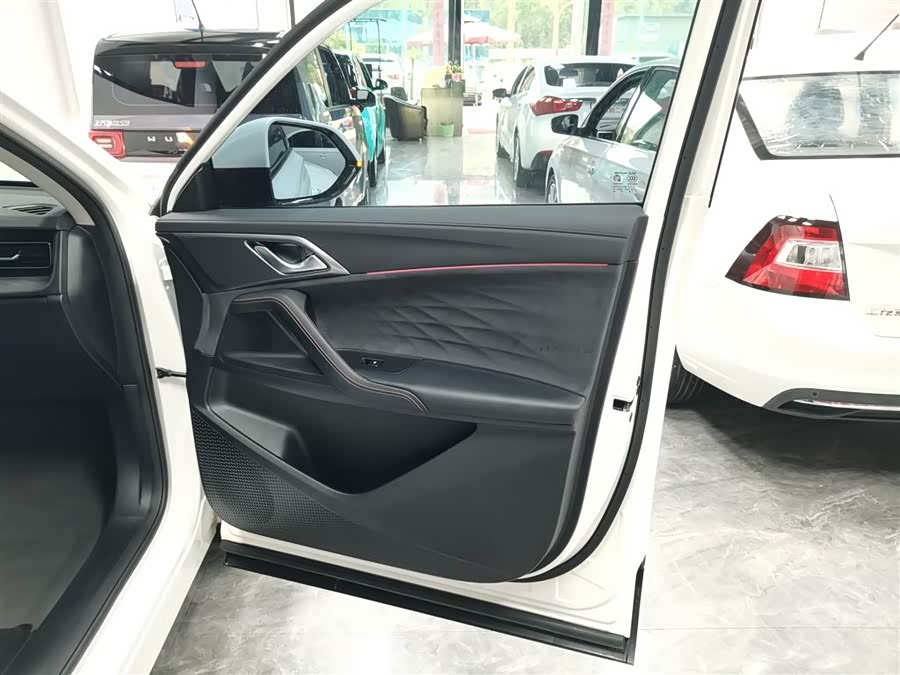 Roewe D5X DMH 2024 car image #27