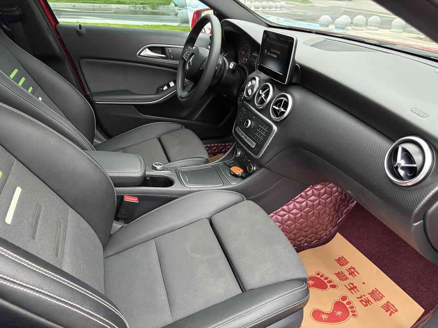 Mercedes-Benz A Class (Imported) 2015 car image #27