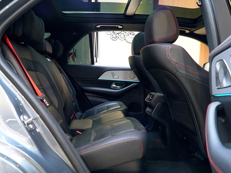 Mercedes-Benz GLE AMG 2020 #27 Mercedes-Benz GLE AMG 2020 изображение автомобиля #27