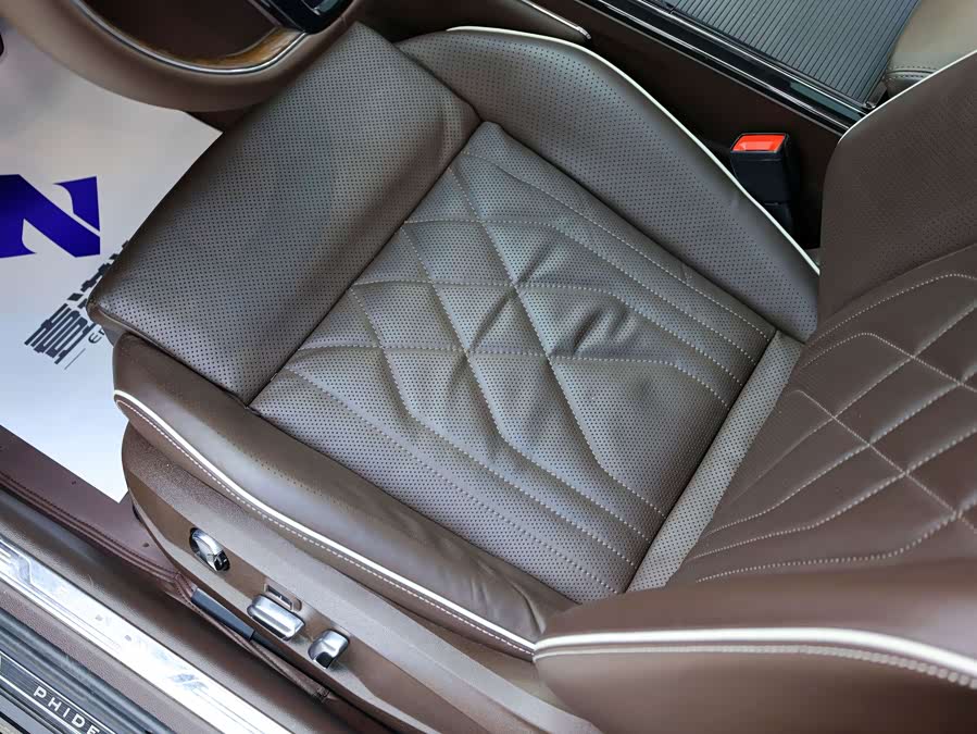 Volkswagen Phideon 2023 immagine di auto #27