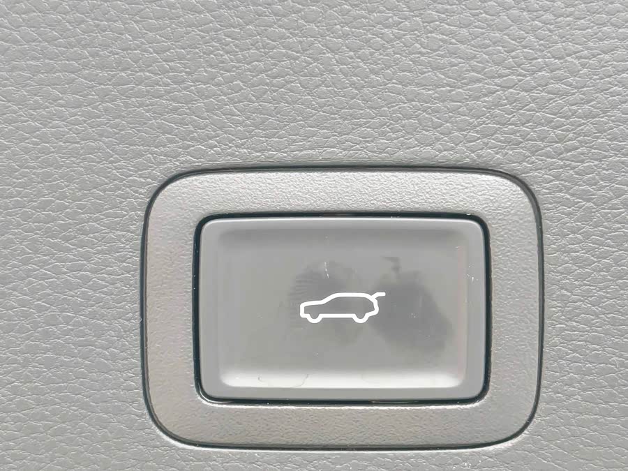 HongQi HS3 PHEV 2025 car image #27