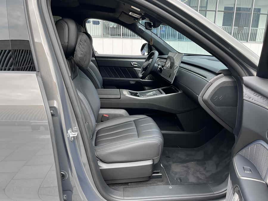 2025 image de voiture #27