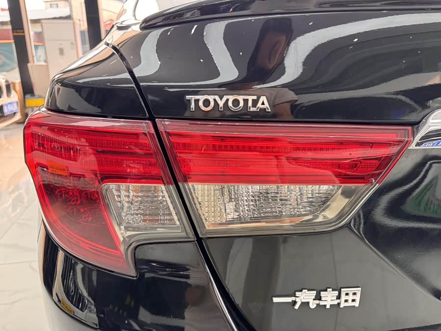 Toyota Reiz 2014 صورة سيارة #27