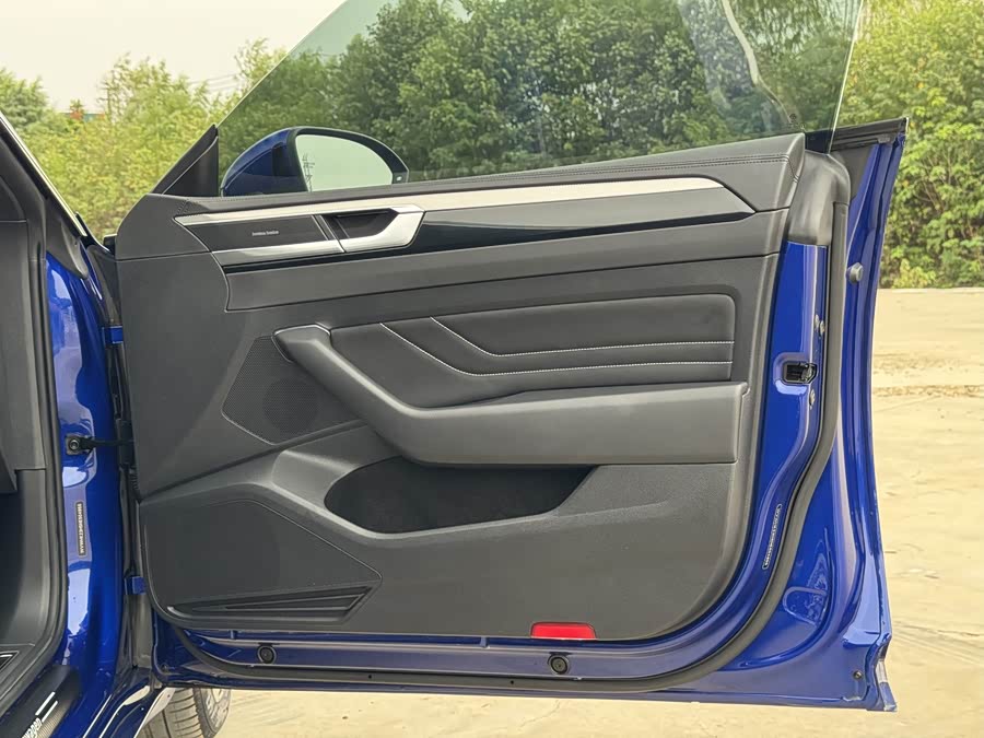 Volkswagen Arteon 2023 immagine di auto #27