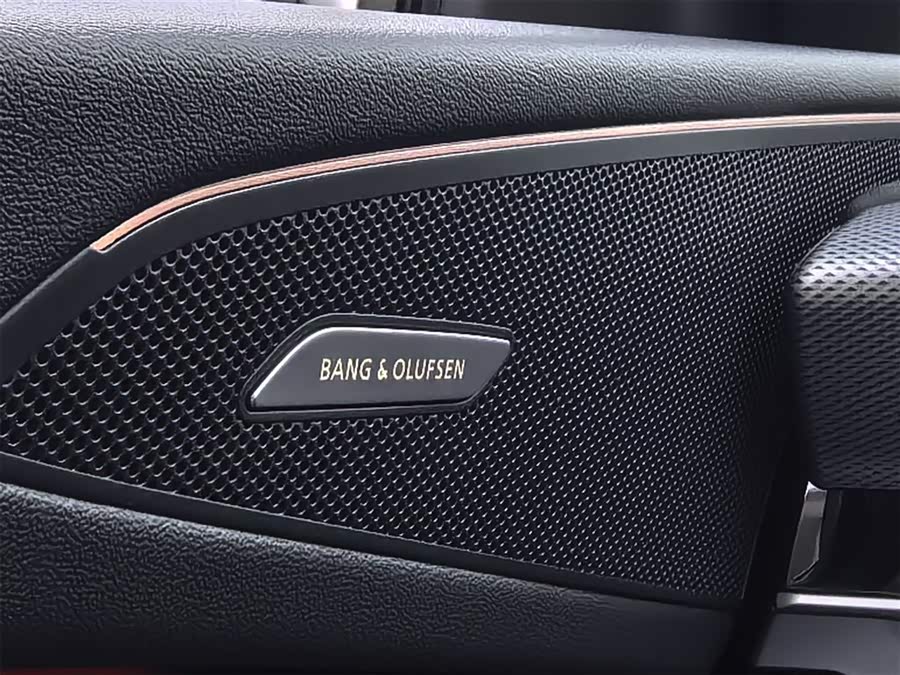 Audi Q6L e-tron 2025 imagem de carro #27