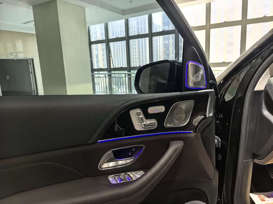 Mercedes-Benz GLS Class 2022 #27 Mercedes-Benz GLS Class 2022 car image #27