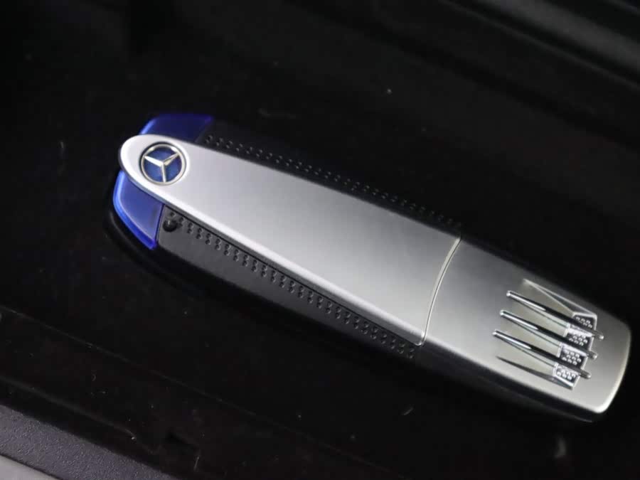 Mercedes-Benz CL Class 2009 car image #27