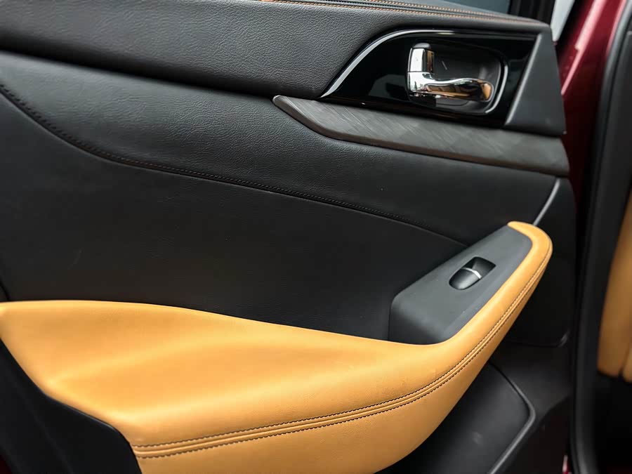 Nissan Maxima 2017 immagine di auto #27