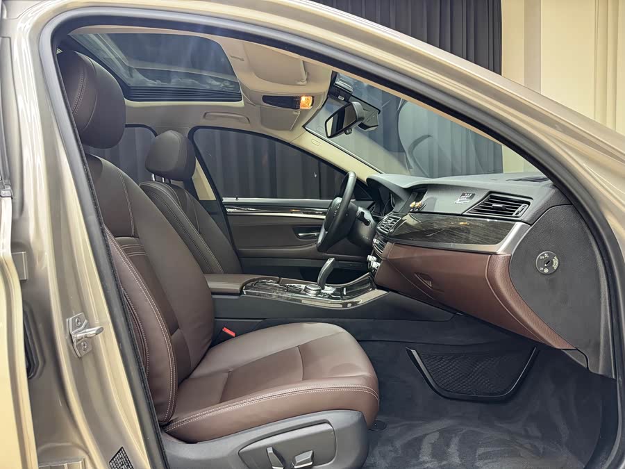 BMW 5 Series 2016 #27 BMW 5 Series 2016 car image #27